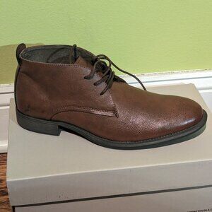 Kenneth Cole chukka boots